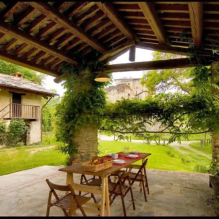 Famiglia Al Castello Di Bagnolo *