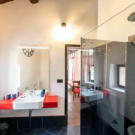 Famiglia Al Castello Di Bagnolo